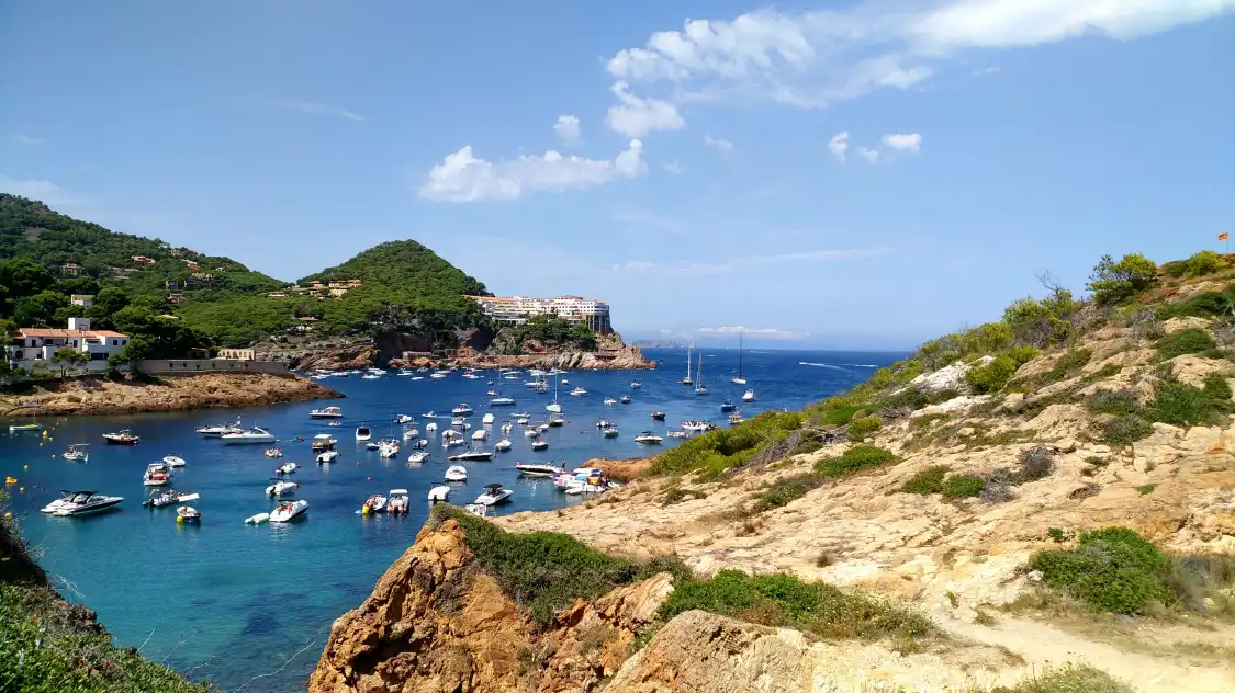 Hotels near Cala de S'eixugador