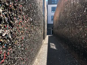 Bubblegum Alley