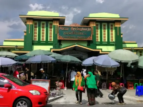 Beringharjo Traditional Market