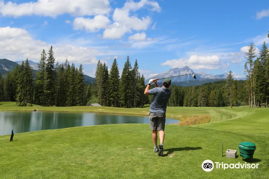 Crowsnest Pass Golf & Country Club