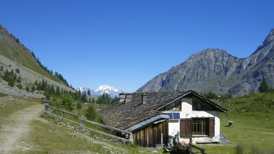 Royal Hunting House at Orvieille