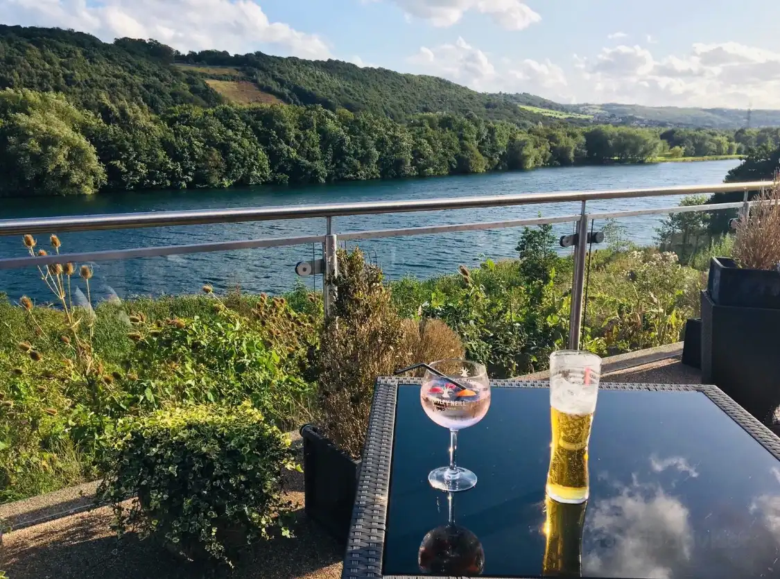 Hotels near Casa Brighouse