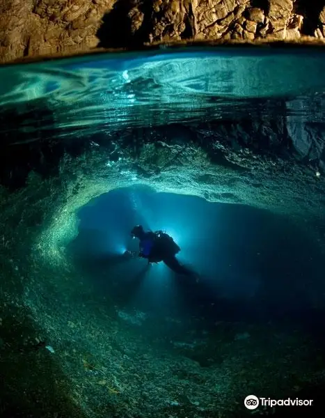 Blue Bay Diving Center