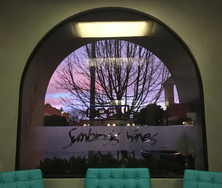 Hotels near Symbiosis Wines