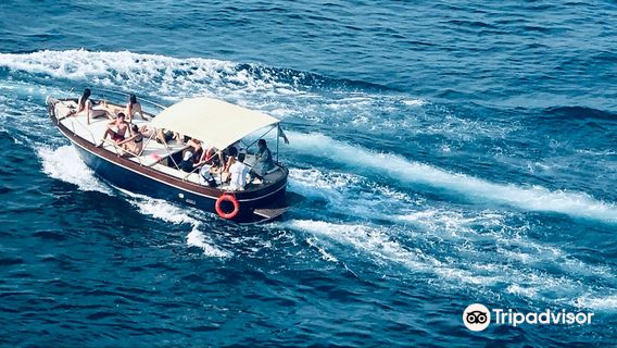 Mammamia boat experience