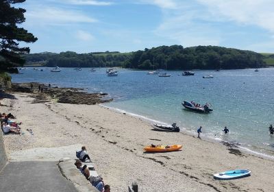 Summers Beach St Mawes