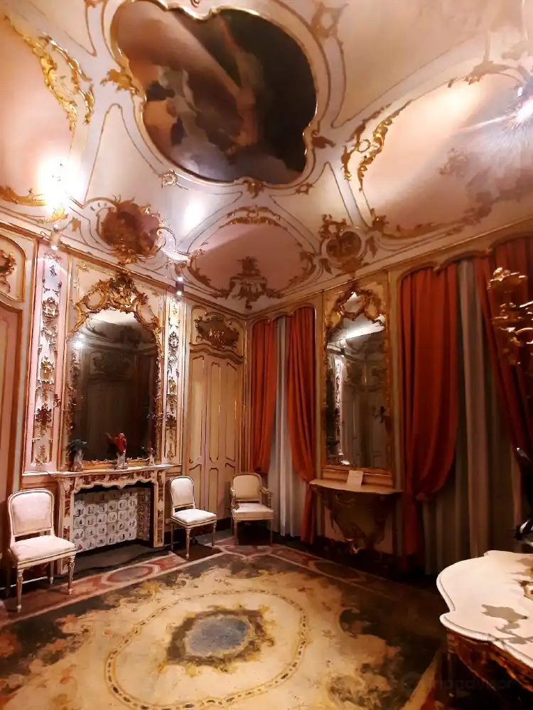 Hotel in zona Palazzo Morando | Costume Moda Immagine