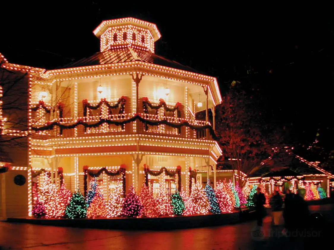 Hotels near Dollywood