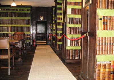 Thomas Plume's Library