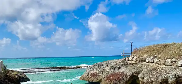 Hotels near Beach Head