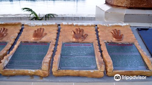 Inang Laya Monument