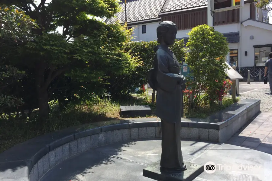 Statue of Takajo Mitsuhashi