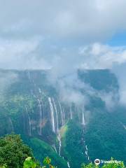 Nohsngithiang (Seven Sisters) Falls