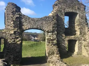 Newcastle Emlyn Castle