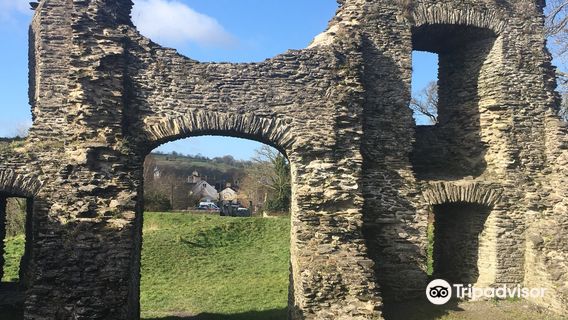 Newcastle Emlyn Castle