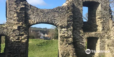 Newcastle Emlyn Castle
