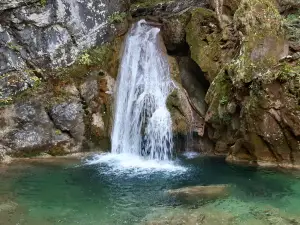 Cascada de Belabarze