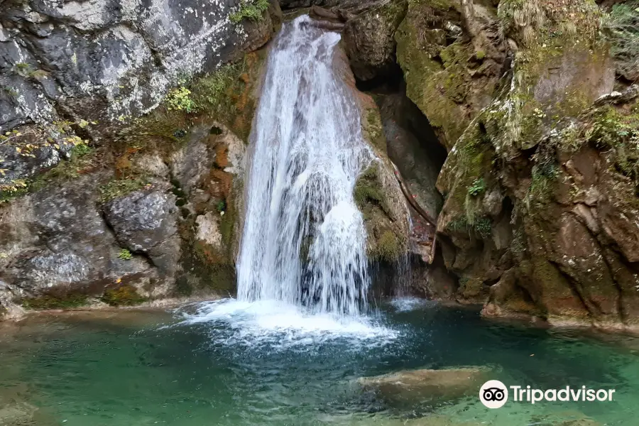 Cascada de Belabarze