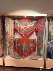 History of Russian Scarfs and Shawls Museum