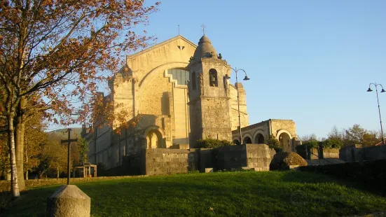 Santuario de los Santos Antonios de Urkiola