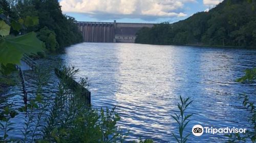 Bull Shoals Dam