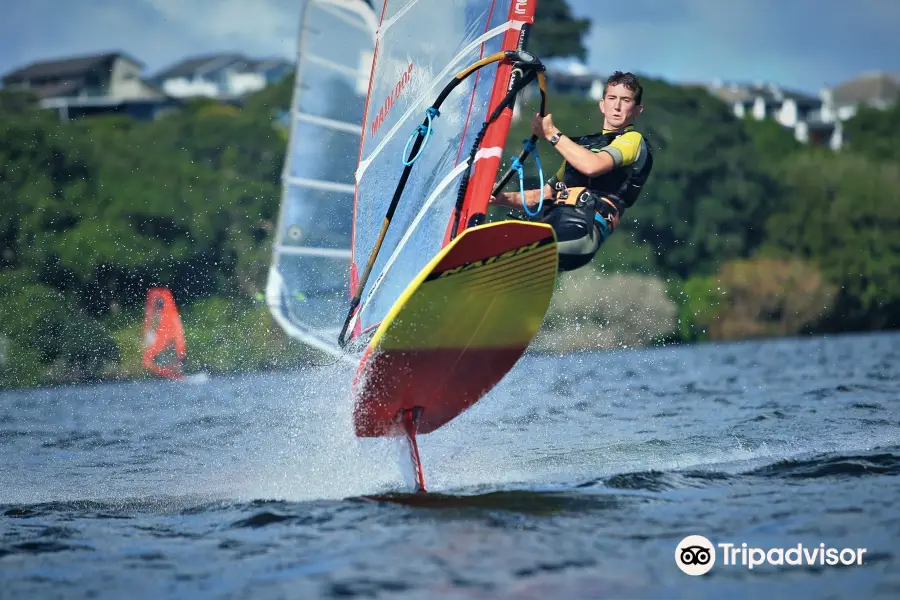 Madloop Windsurfing School and Rentals