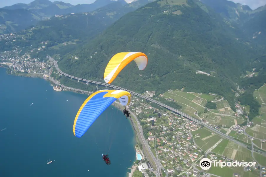 EasyParapente Montreux Paragliding Tandem Flight Center