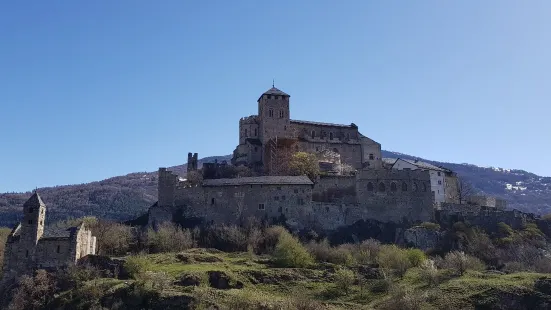 Chateau de Tourbillon