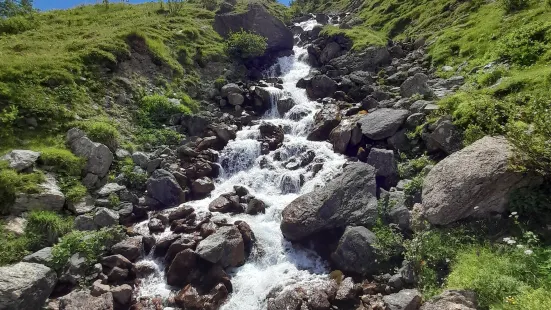 Roselend Dam