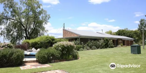 The Mackellar Centre