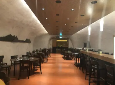 Cantina Caverna