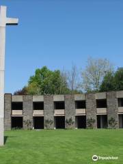 Mausolée du Mont d'Huisnes (Cimetière militaire allemand)