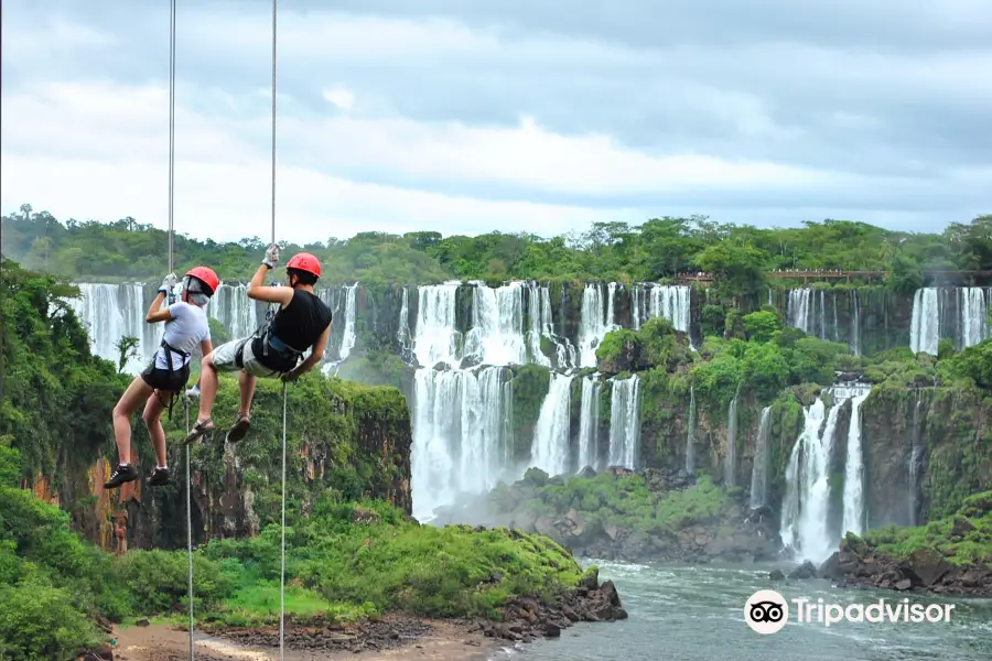 Abseiling in the Iguacu Canyon