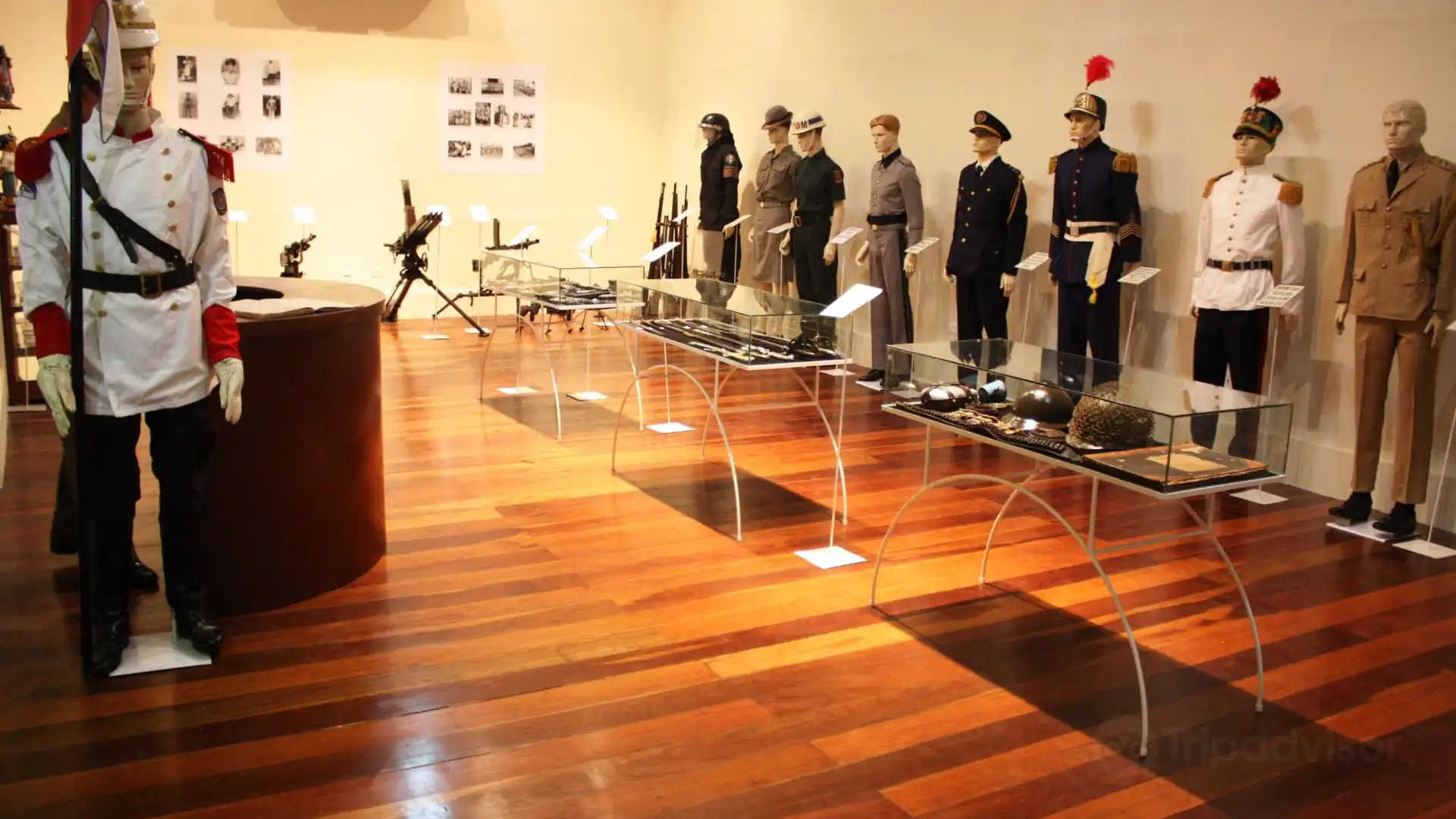 โรงแรมใกล้Pernambuco Military Police Museum