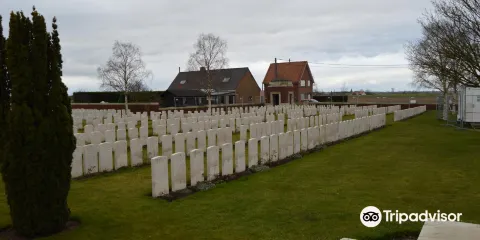 Mendinghem Military Cemetery