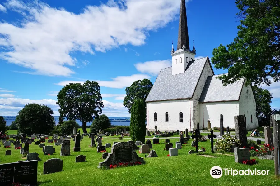 Stange Church