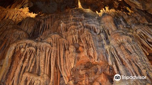 Bridal Cave & Thunder Mountain Park