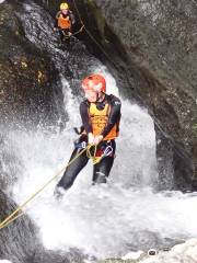 Behana Canyoning