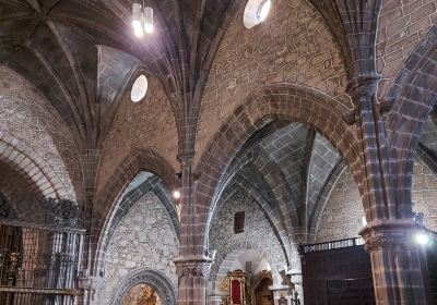 Iglesia parroquial de San Juan Bautista (siglos XIV-XV , estilo gótico)