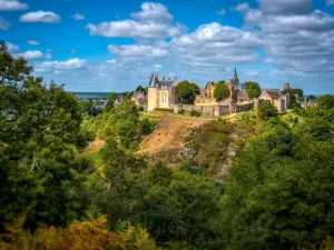 Château de Sainte-Suzanne