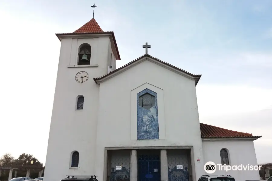 Holy Family Church (Caselas)