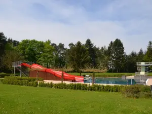 Waldwarmfreibad
