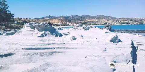 Bonatsa Beach
