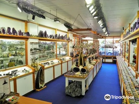 3_Hetties Rock & Crystal Shop