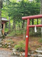 新屋山神社奥宮