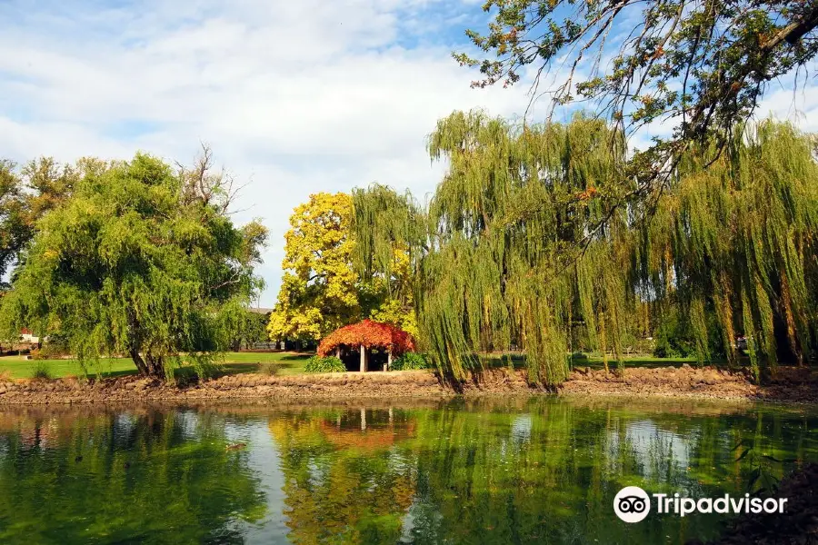 Castlemaine Botanical Gardens