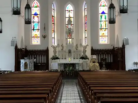 Các khách sạn gần Church of Saints Peter and Paul