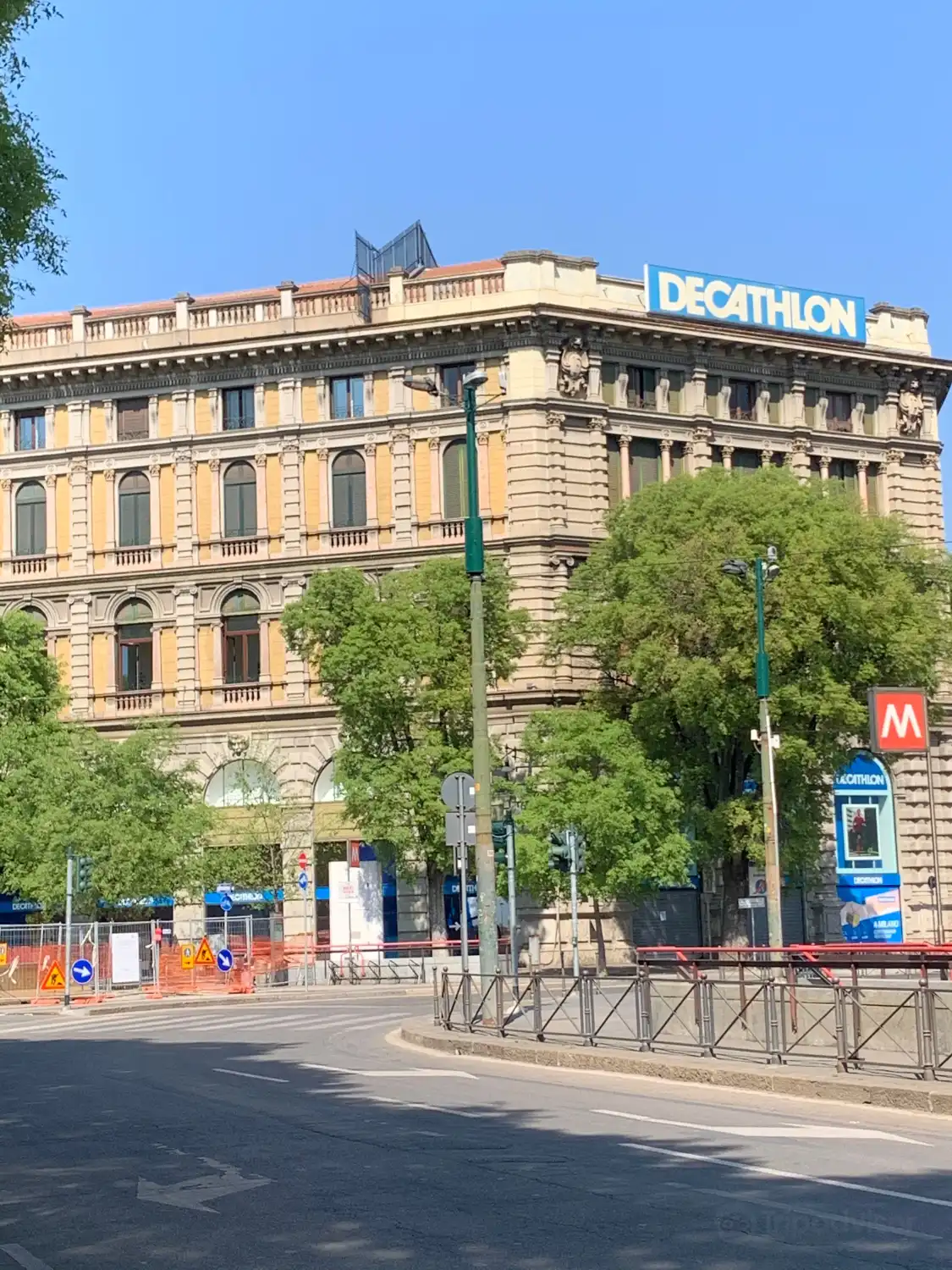 Hotel in zona Ex Teatri Eden e Olimpia