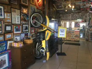 Pitstop Cafe