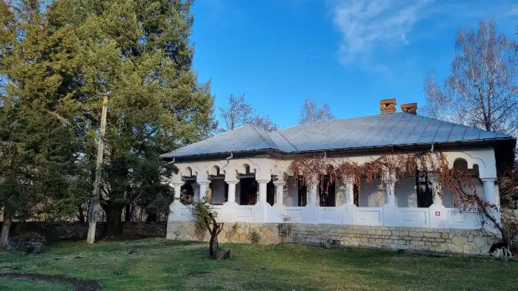 Hotels in Maldaresti